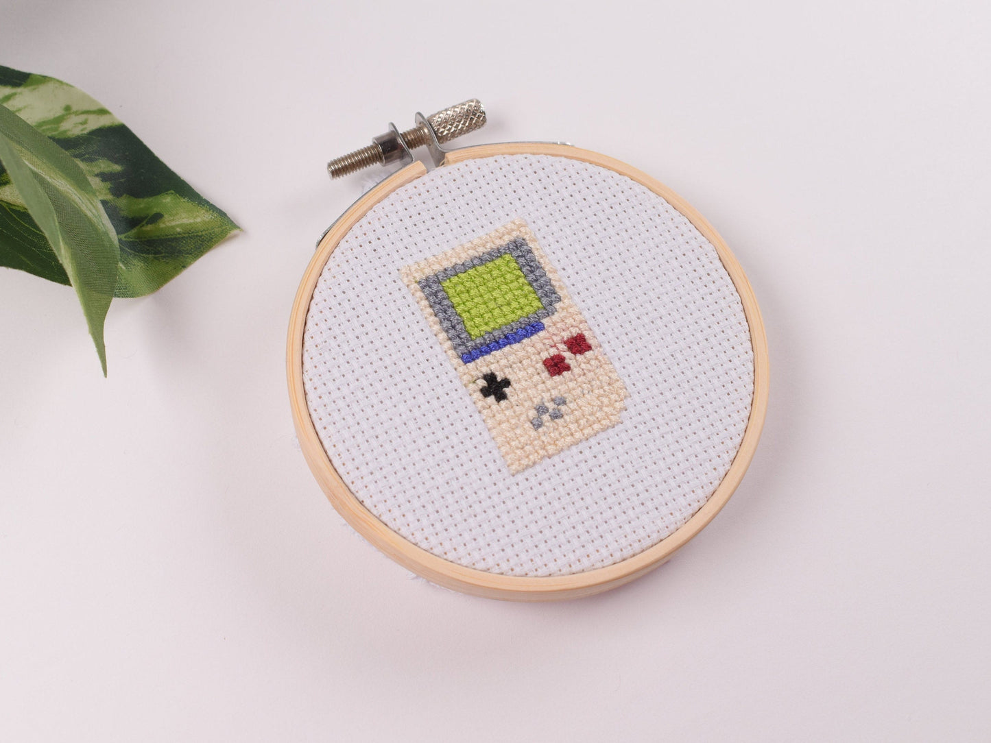 Mini Cross Stitch kits (3pack), 3inch Retro Hobby Craft Kits, Beginner Friendly DIY Kits, Game boy original, Game boy advance, SNES)