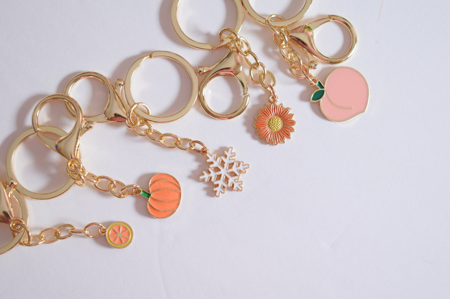 Snow Flake Enamel Keychain, Gold Tone Keychain Clasp, Keychain Ring Supply