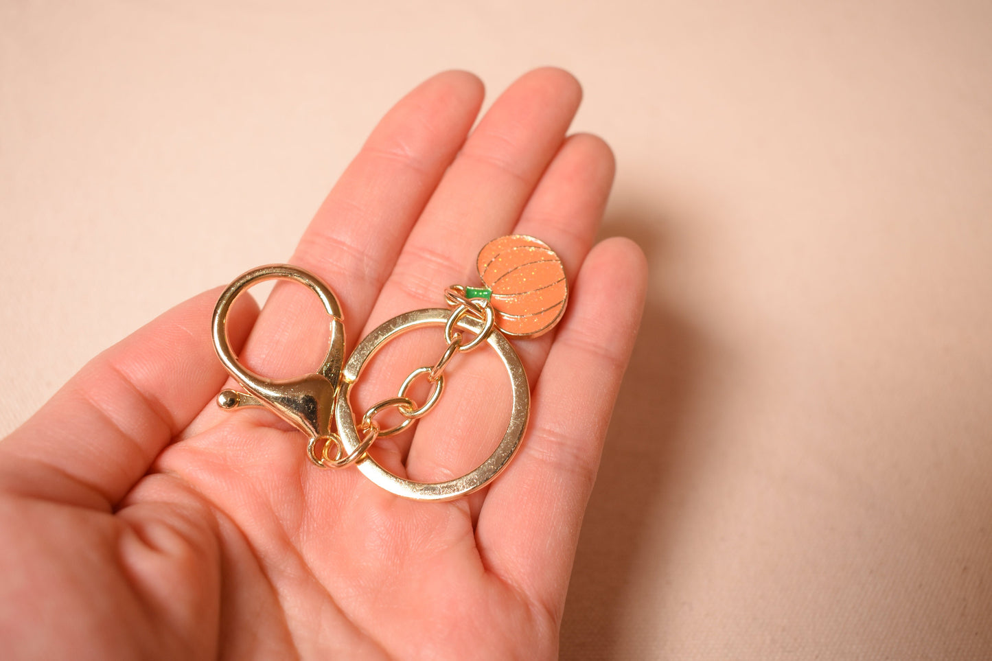 Halloween Pumpkin Enamel Keychain, sparkling gold pumpkin Keychain Clasp, Keychain Ring Supply