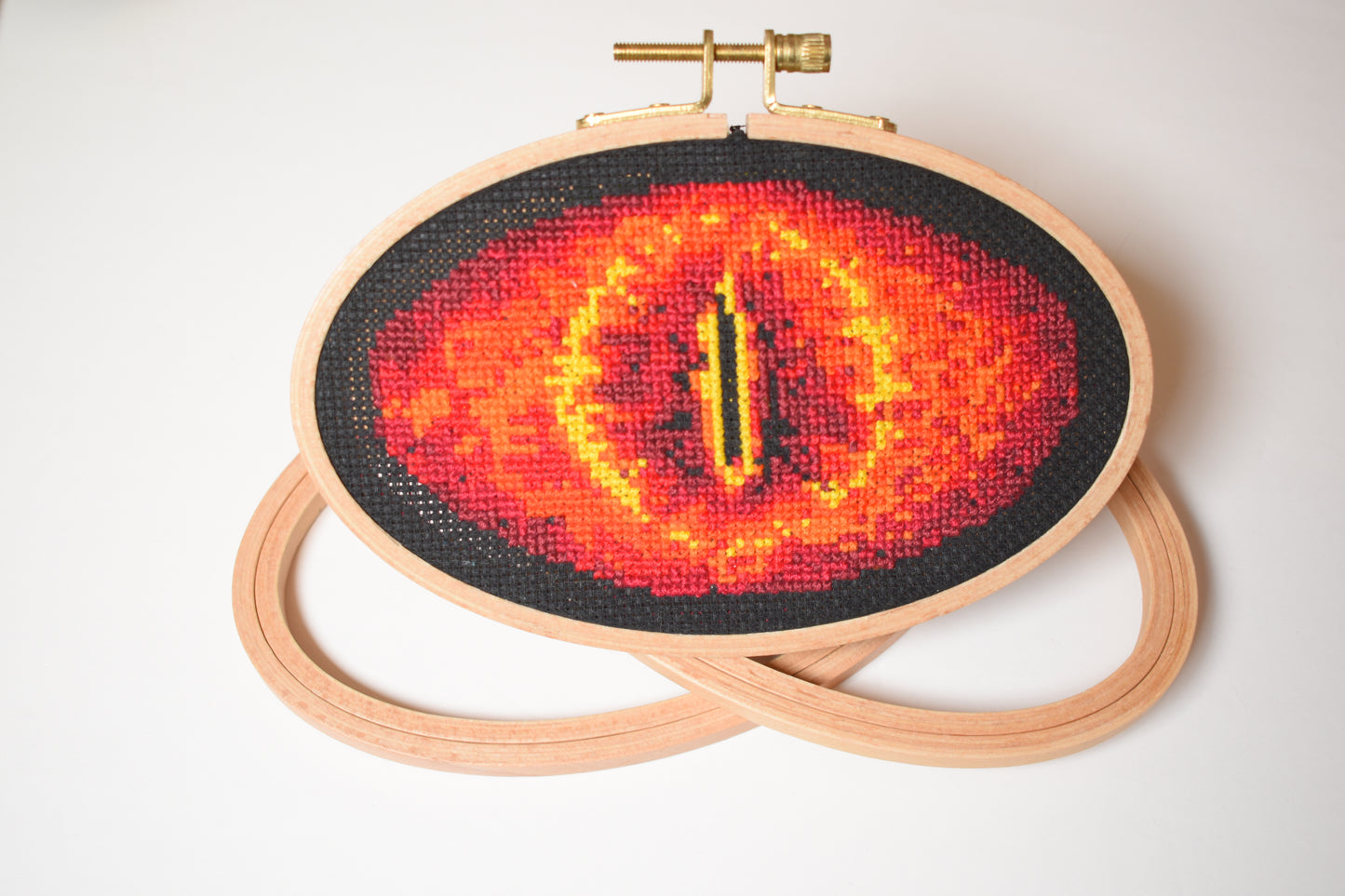 LotR Eye of Sauron Beginner Friendly Cross Stitch Kit