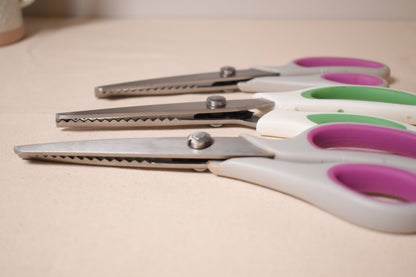 High Quality Stainless Steel Pinking Shears, Sharp zig zag scissors, 9.5inch long.