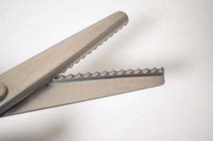 9" Stainless Steel Pinking Shears, 5mm scallop blades, heavy duty scissors with decorative cuts. Best for sewing and DIY projects